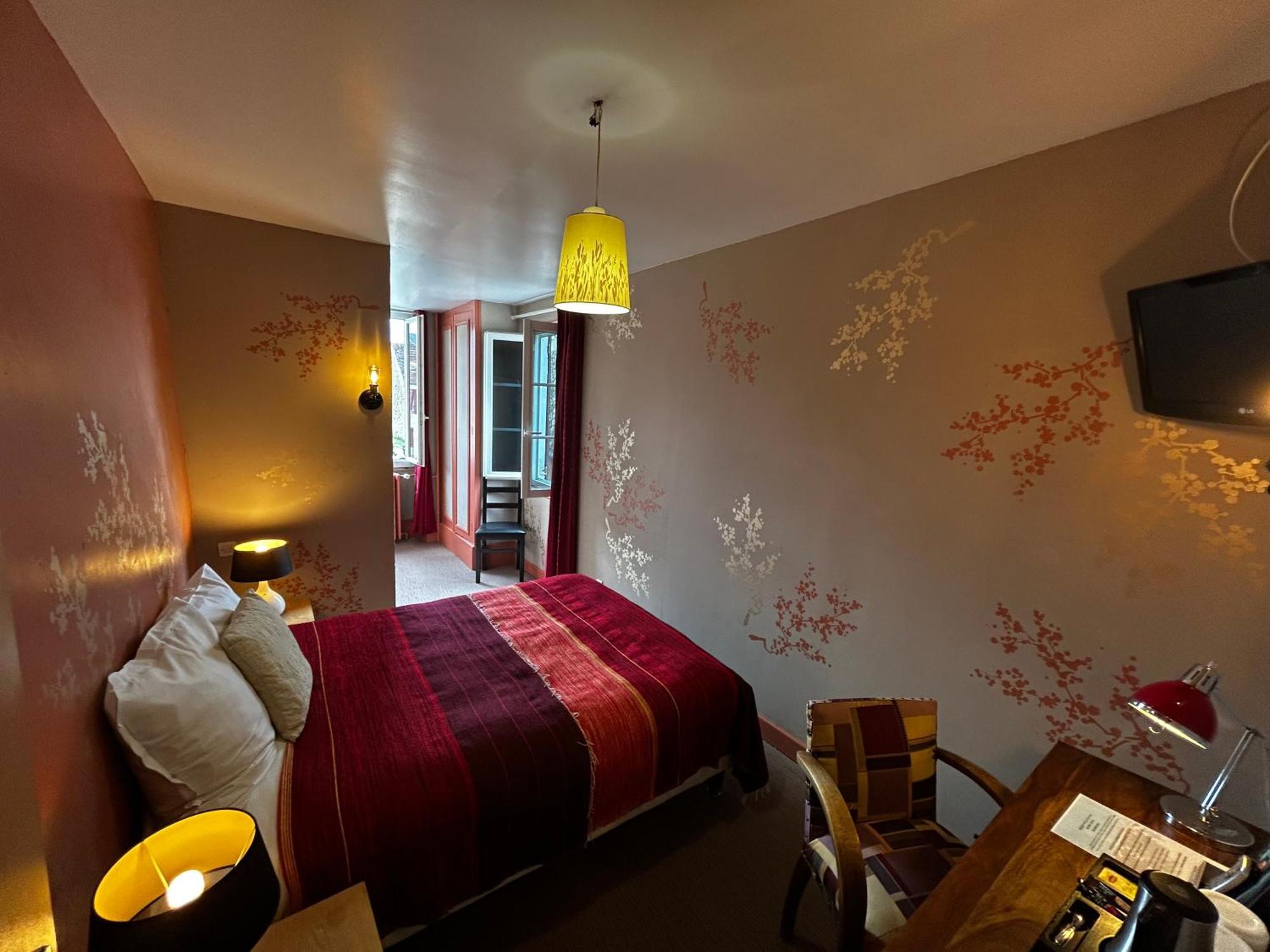 Au Soleil D'Or Hotel Pontaubert ภายนอก รูปภาพ