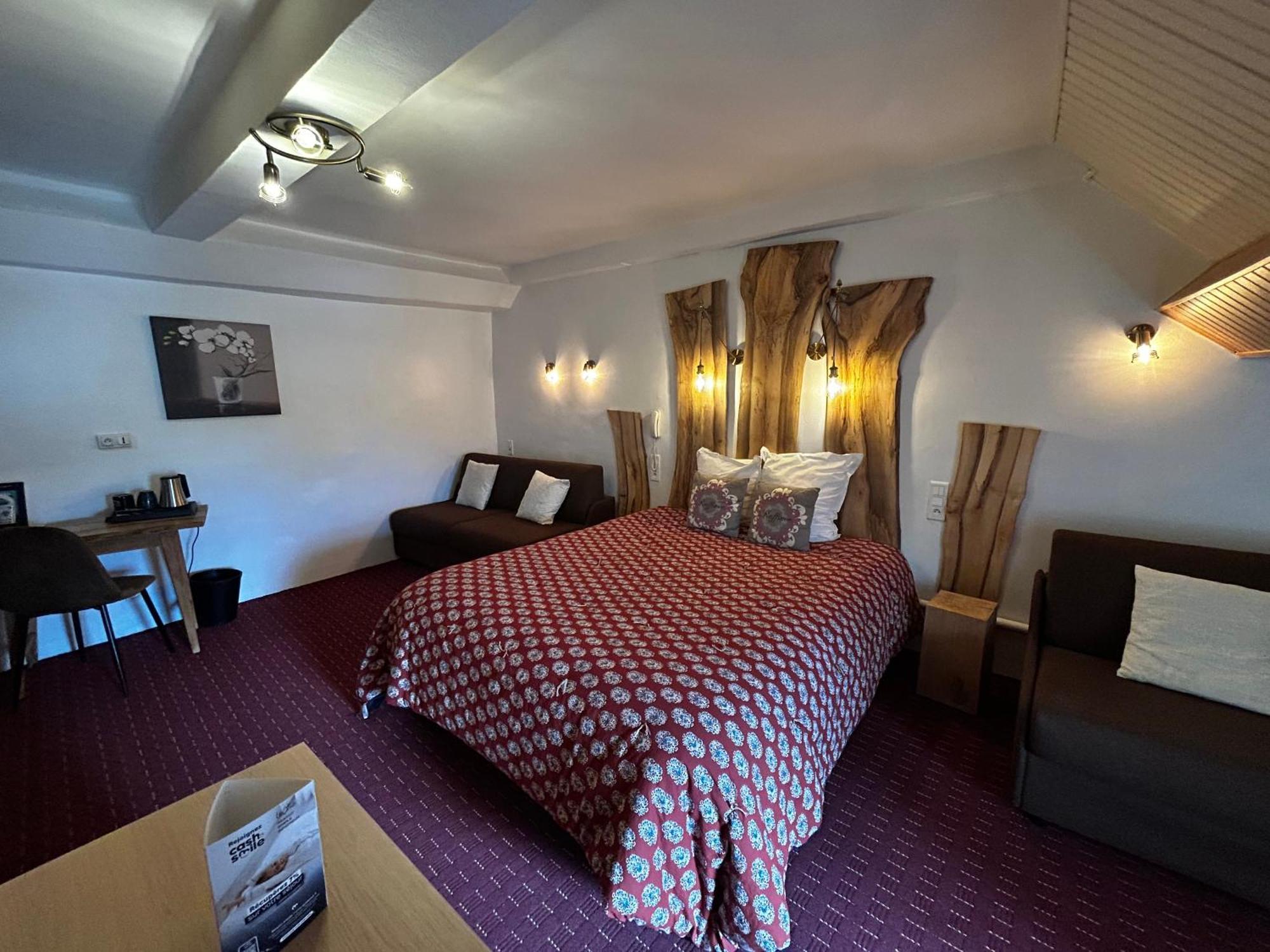 Au Soleil D'Or Hotel Pontaubert ภายนอก รูปภาพ